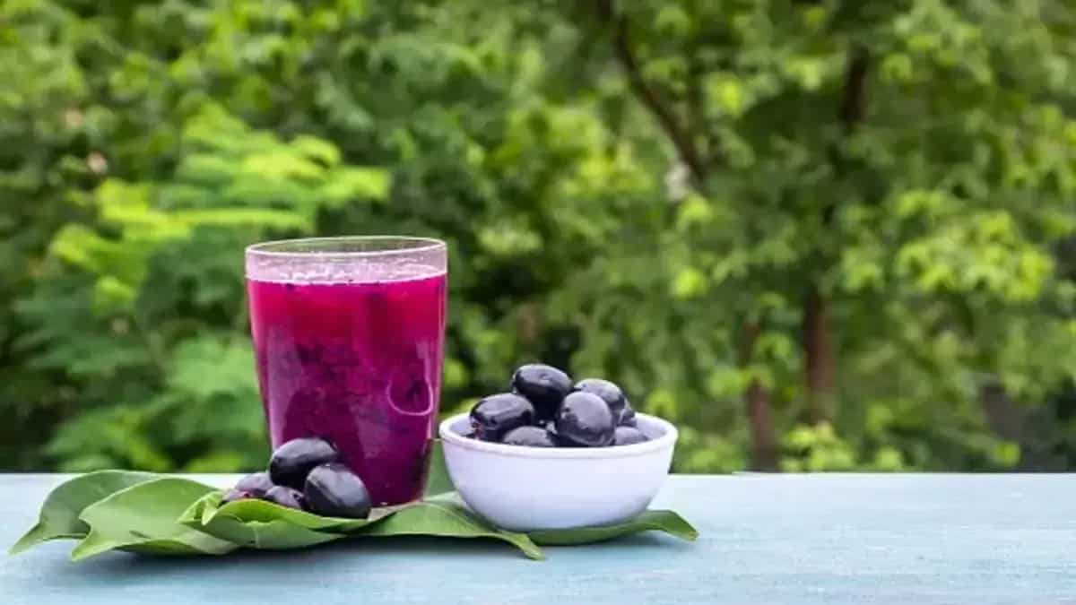 Monsoon Diet: 5 Fruit Juices To Build Up The Immune System