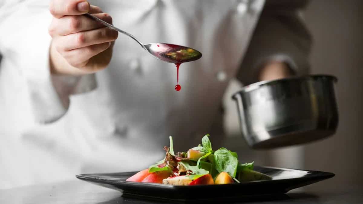 6 Tips To Make Restaurant-Quality Sauces At Home