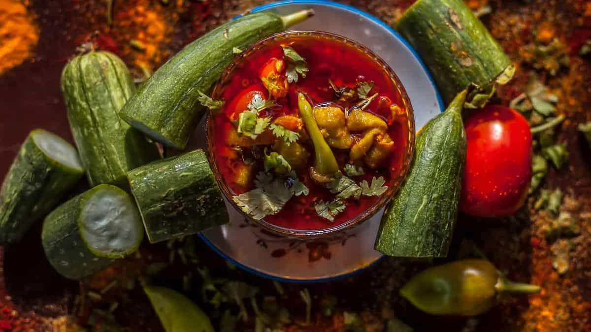 5 Gujarati Shaak Recipes For Vegetarian Feasting