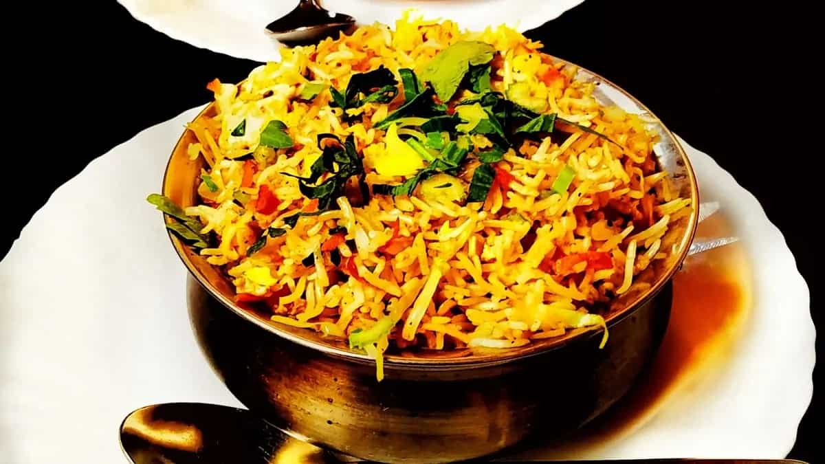7 Interesting Varieties Of Pulao For Weekend Meals