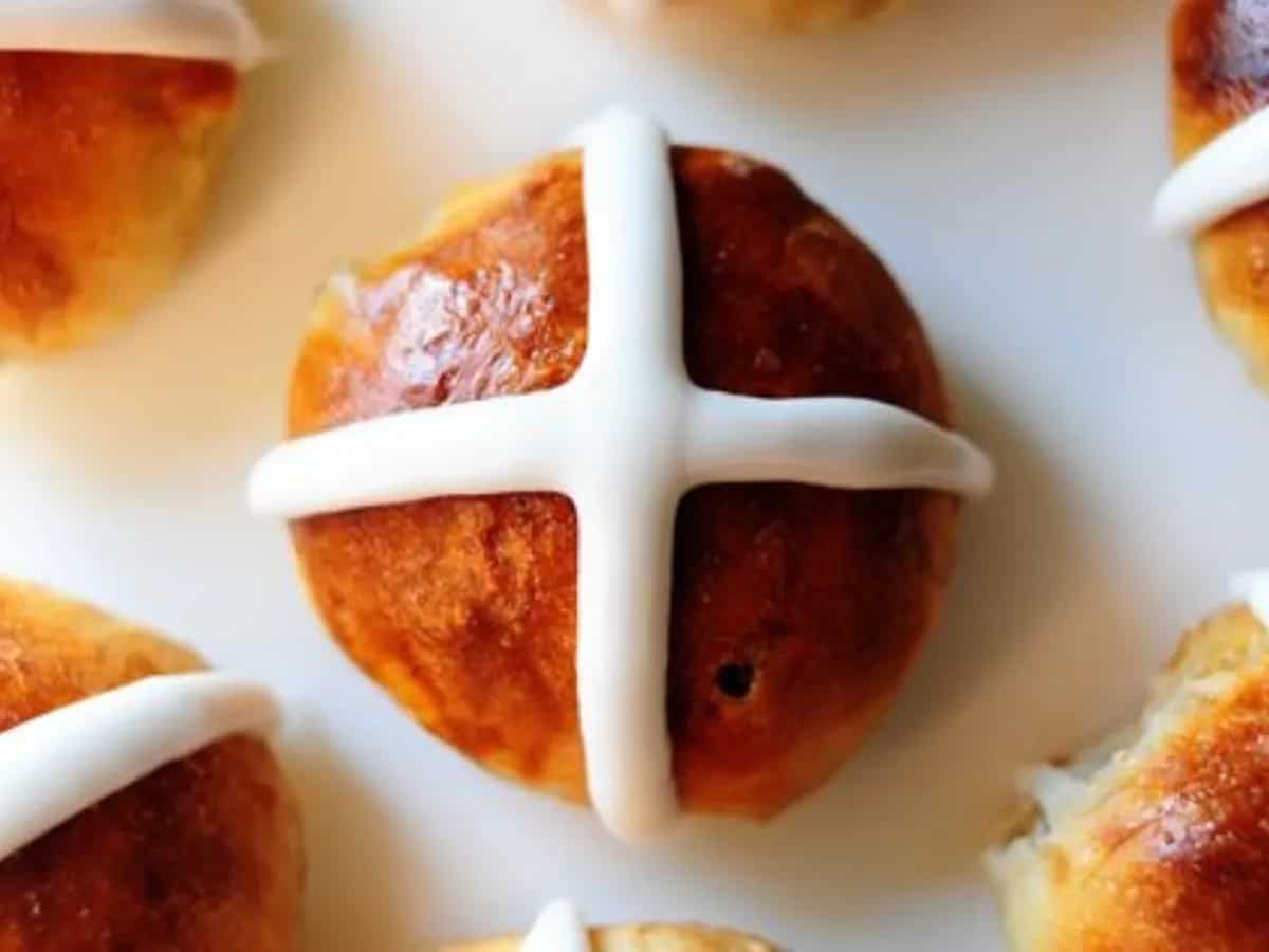 Why Hot Cross Buns Are A MustHave On Good Friday?