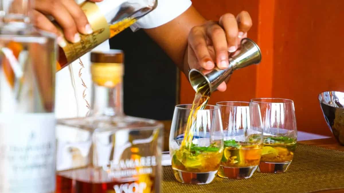 Boozy Times Get Better With These 6 Bourbon Based Cocktails