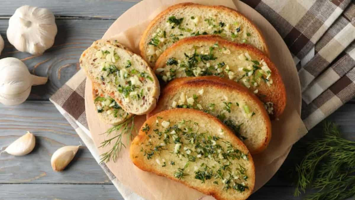 Best Mid-Range Restaurants To Try In Delhi