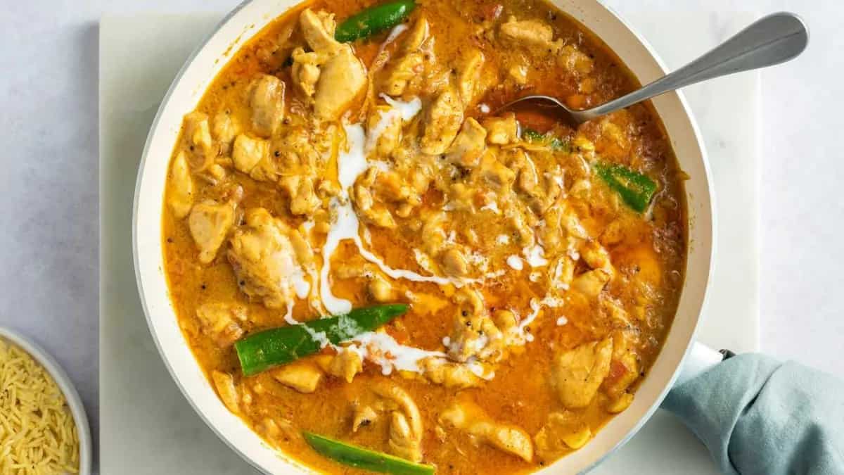 5 Kitchen Hacks To Make Thick Curries Without Cornflour