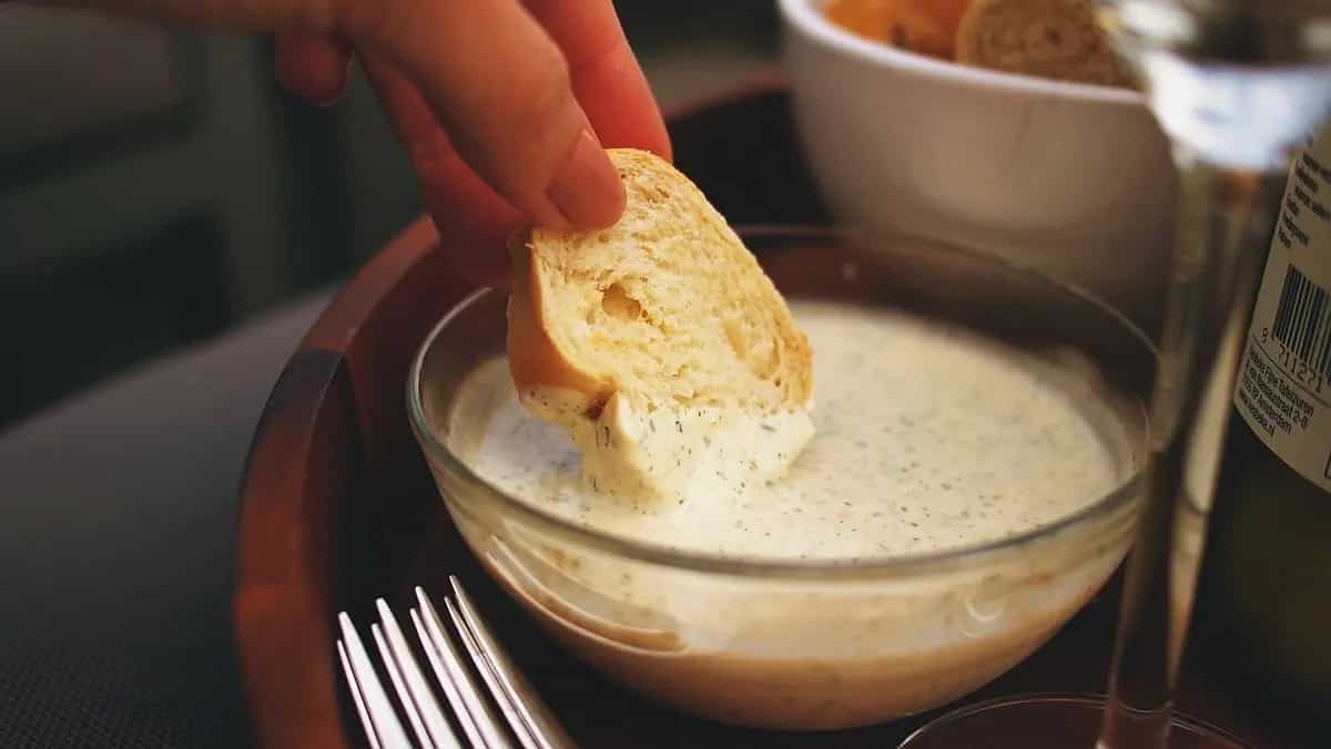 Ran Out Of Sour Cream While Cooking? Try These 5 Alternatives