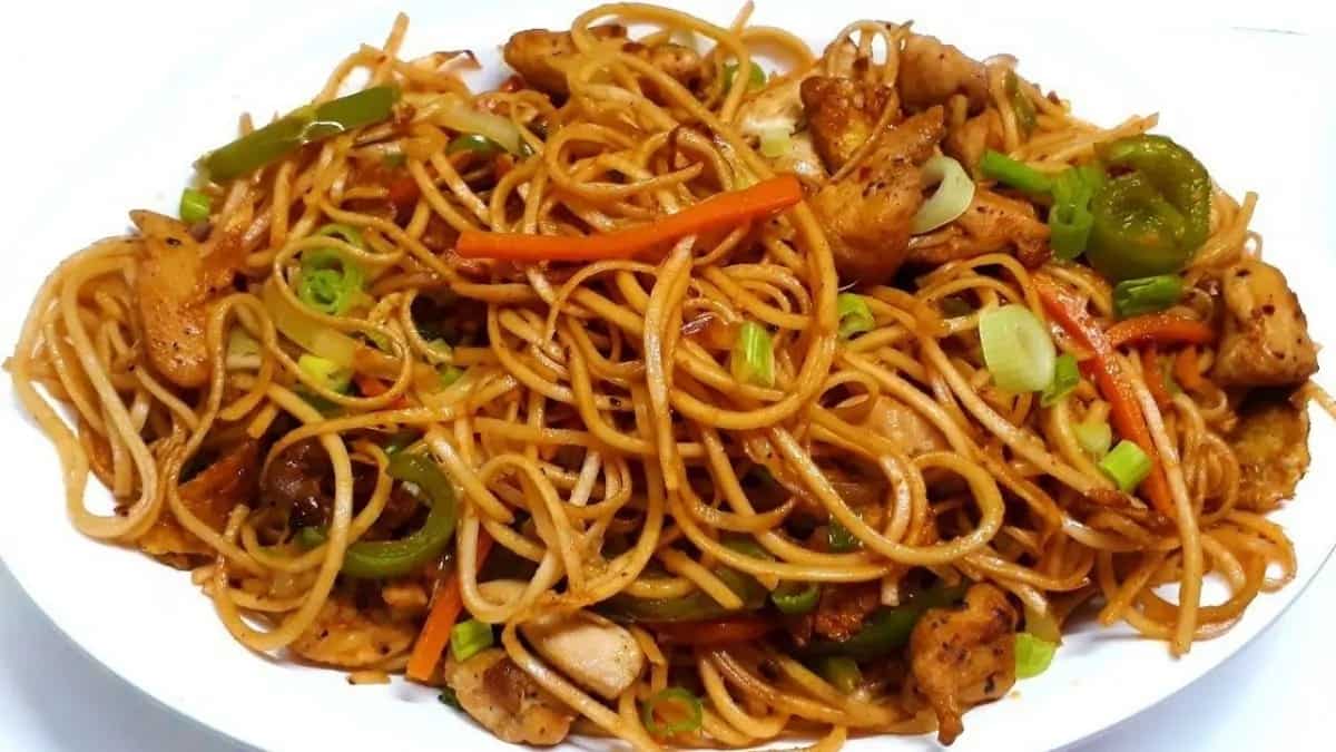 7 Desi Chowmein For Spicy Midnight Cravings