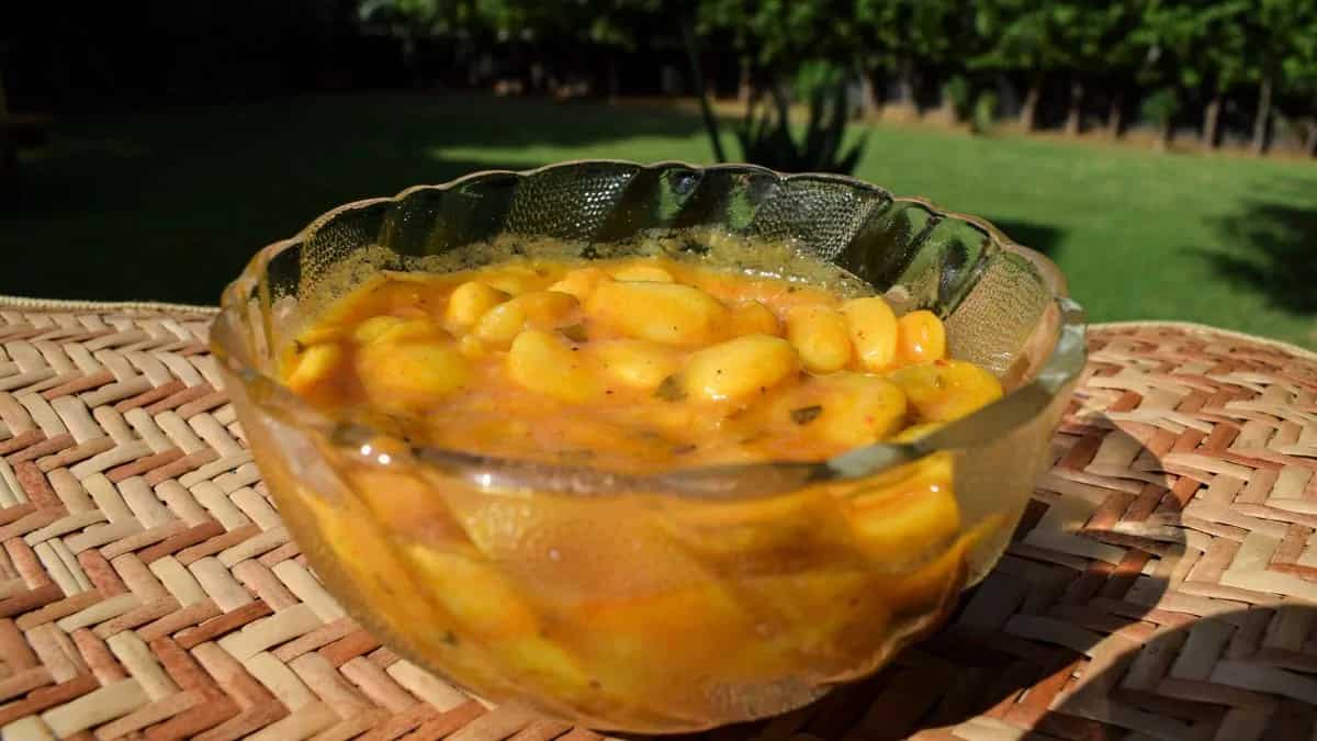 Vaal Nu Shaak Recipe, A Sweet And Spicy Gujarati Staple
