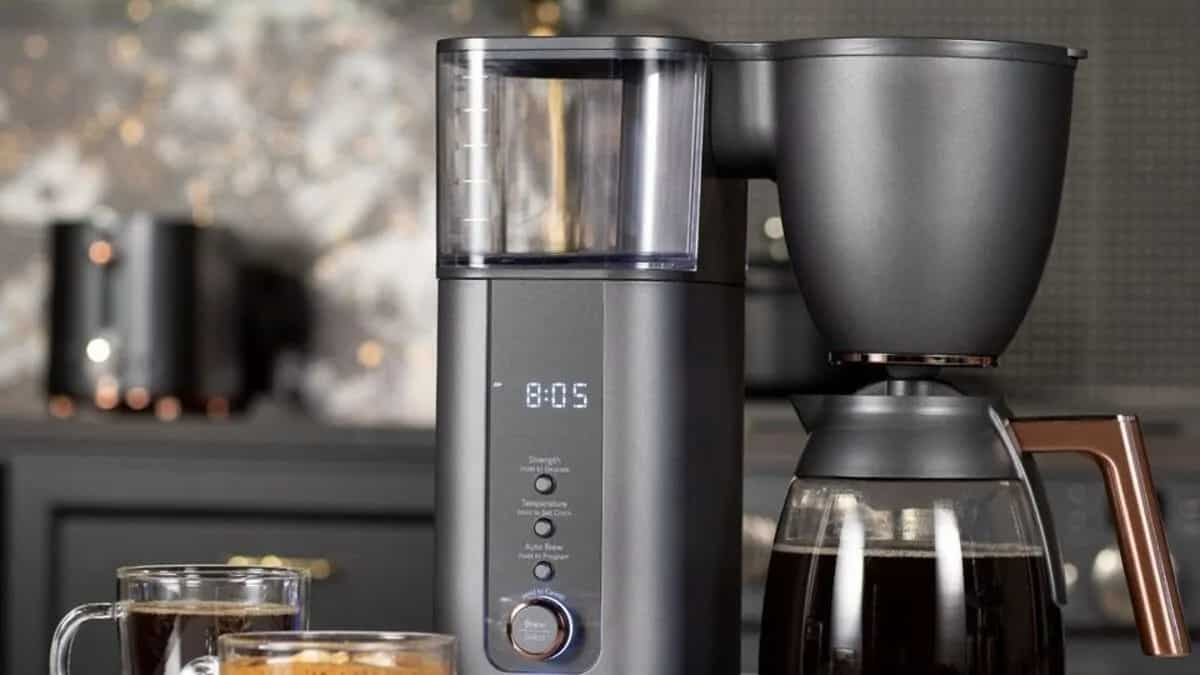 Kitchen Tips; How To Clean Coffee Maker At Home