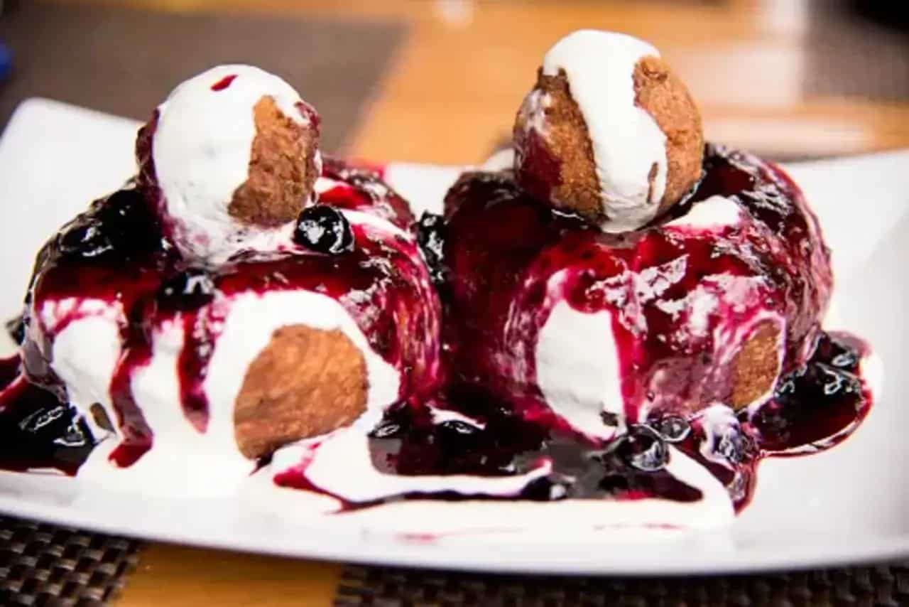 7 Romanian Sweet Treats That Shape Its Dessert Scene