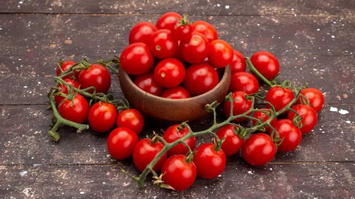 How To Grow Cherry Tomatoes? Follow These Kitchen Garden Hacks