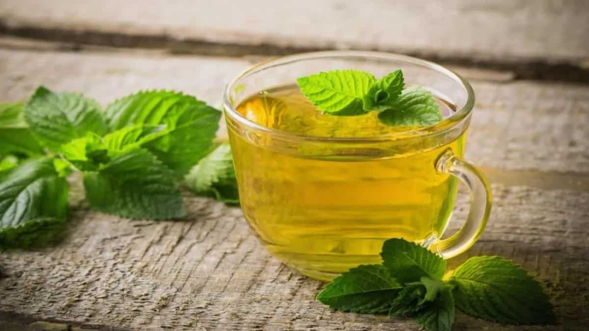 Devouring Decadent Diwali Spread? These Drinks Help In Digestion