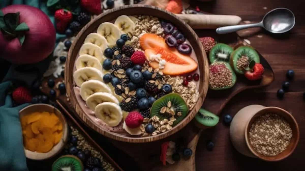 Refreshing And Wholesome Smoothie Bowls For Summer
