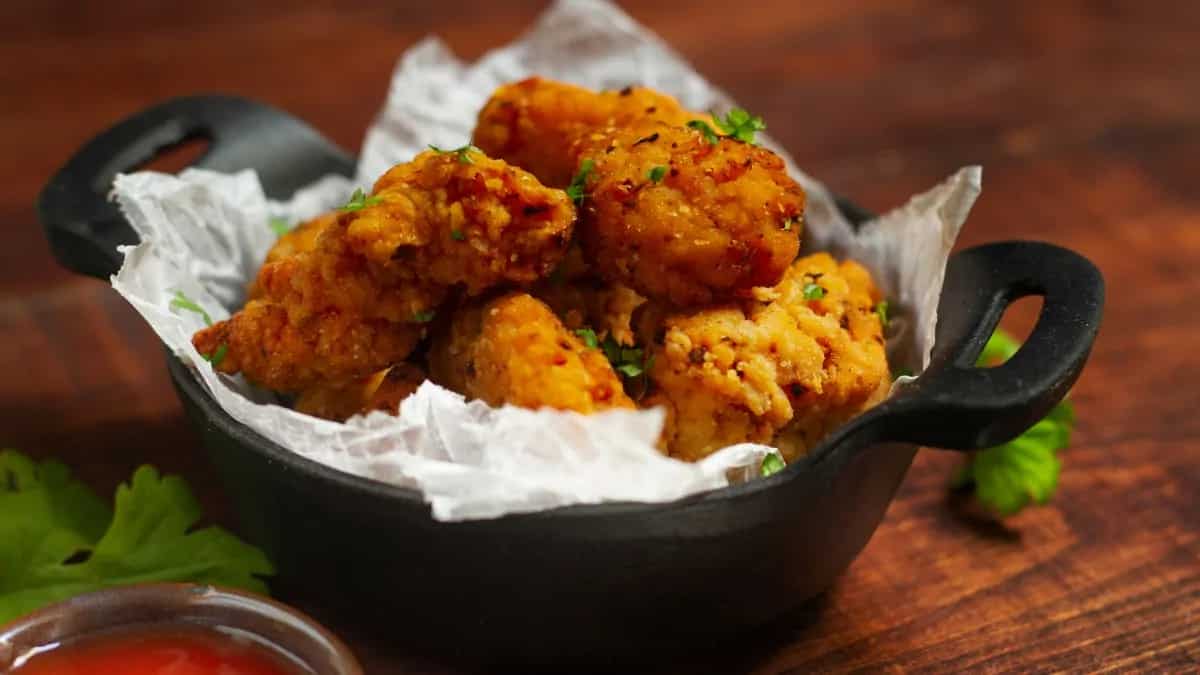 Make Crispy Munchies This Monsoon With These Chef Recipes