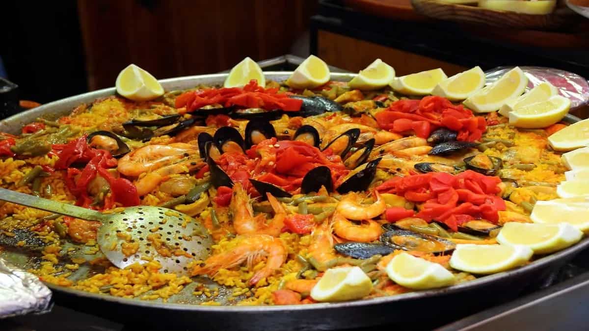 8 National Dishes with Diverse Cultural Influences
