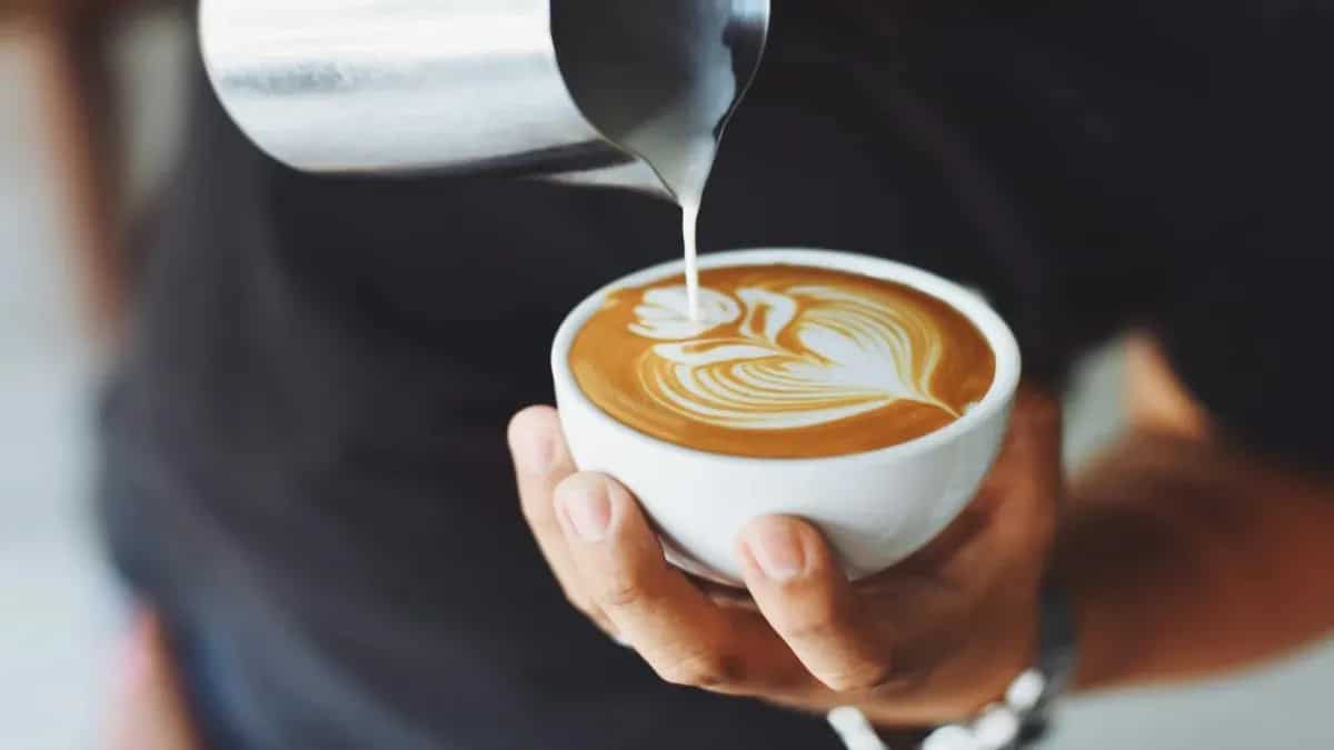 8 Facts About Drinking Coffee That People Should Know