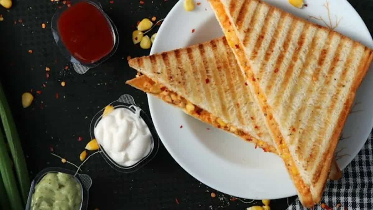 Craving A Snack? Try This Viral Spicy Potato Sandwich