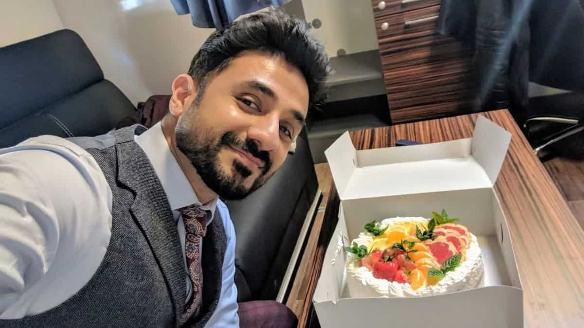 Vir Das Sparks 90s Nostalgia Food Debate With His Tweet