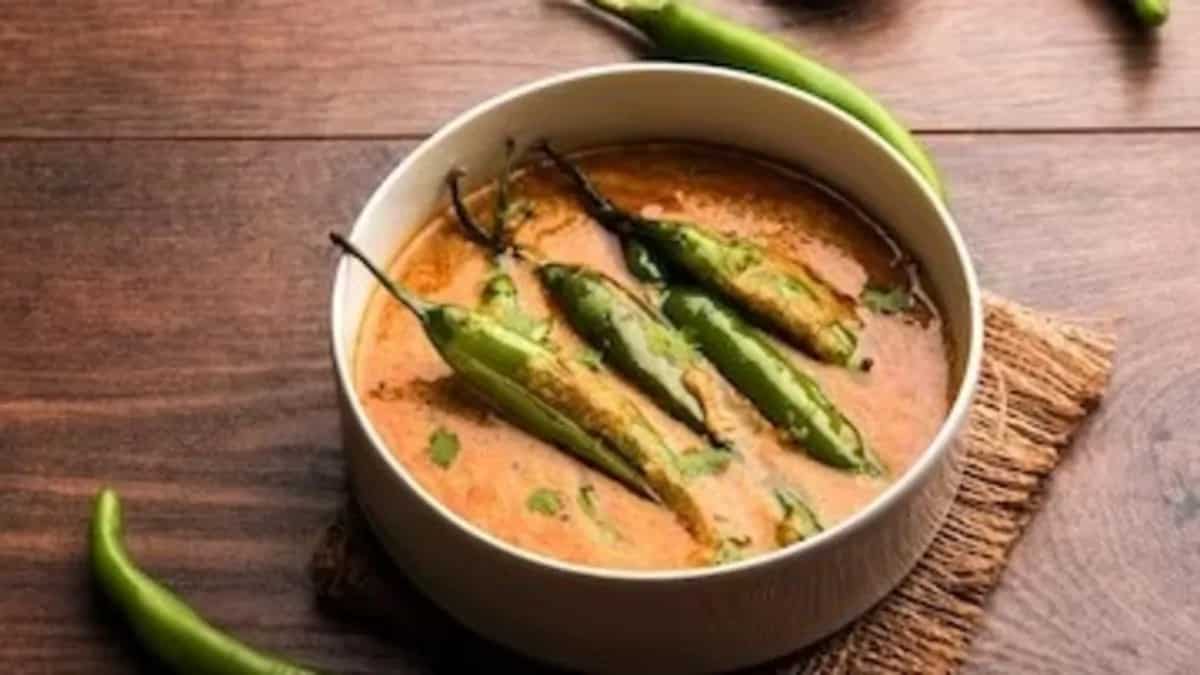 Mirch Ka Salan: All About This Spicy Partner For Your Biryani