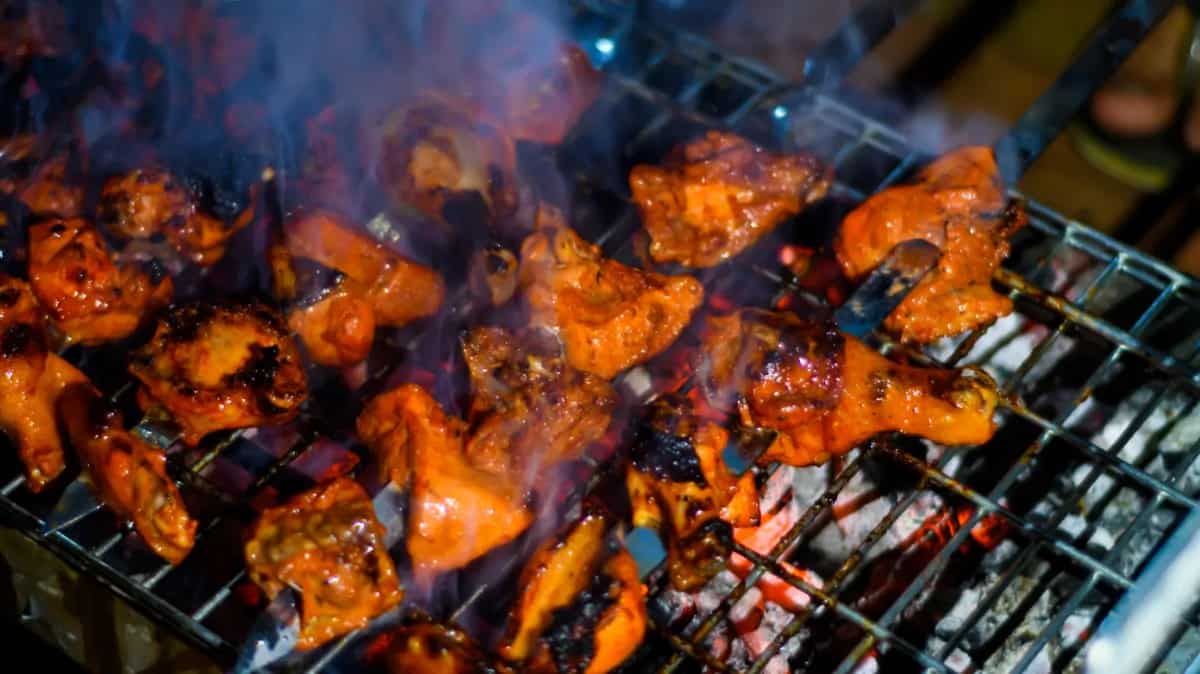 Old Delhi Food Trail: Explore 7 Eateries Near Jama Masjid