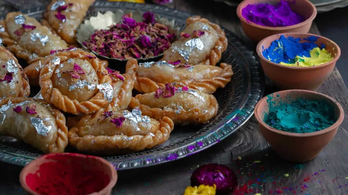 Holi USA 2024: 10 Mandatory Gujiyas To Make