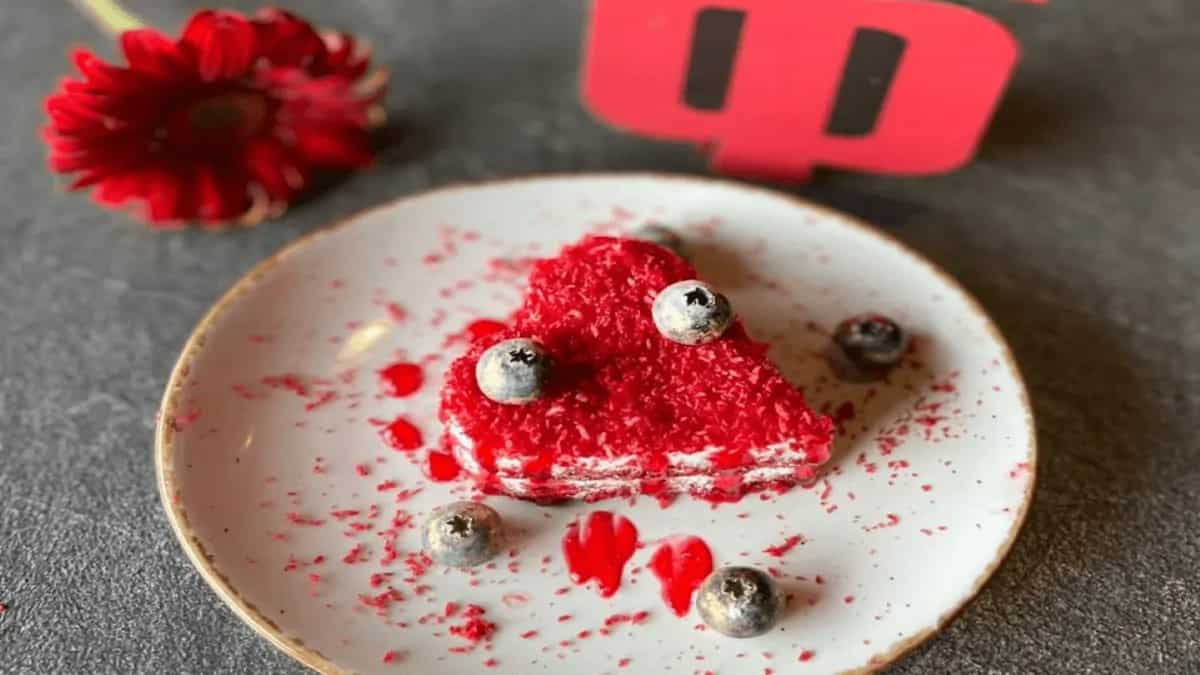 Valentine's Day: Bake Red Velvet Cake With Chef Sharata Kumar