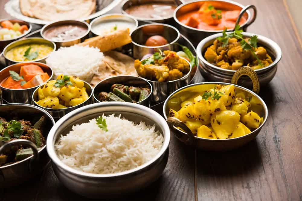 Nadir Monji To Avial: 12 Indian Vegetarian Family Dinner Ideas