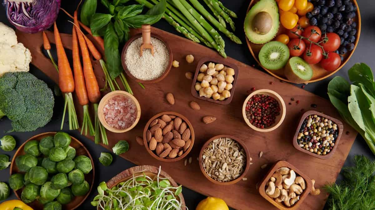 Having Menstrual Cramps? Food Habits For Smooth & Pain-Free Days