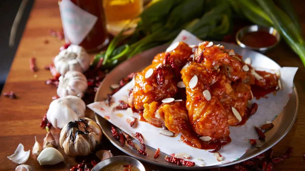 How The Famed Korean Fried Chicken Evolved Over Time