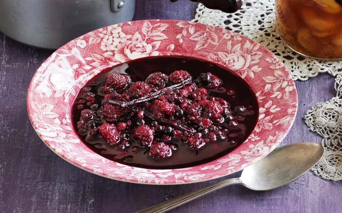 5 Creative Compote Recipes To Dress Up Your Desserts