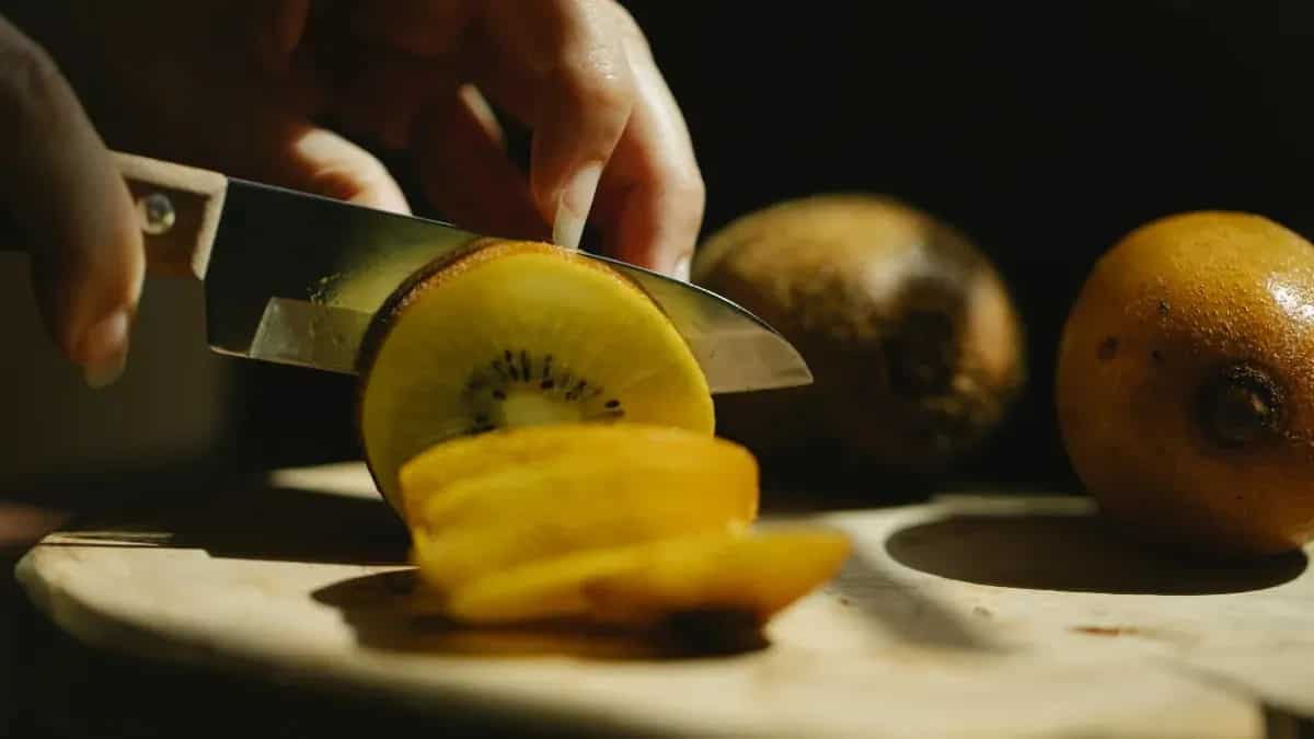 10 Health Benefits Of Kiwi For A Nutritious Diet