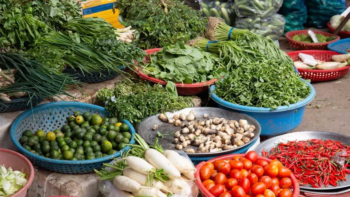 How Seasonal Eating Can Benefit Your Health And The Planet