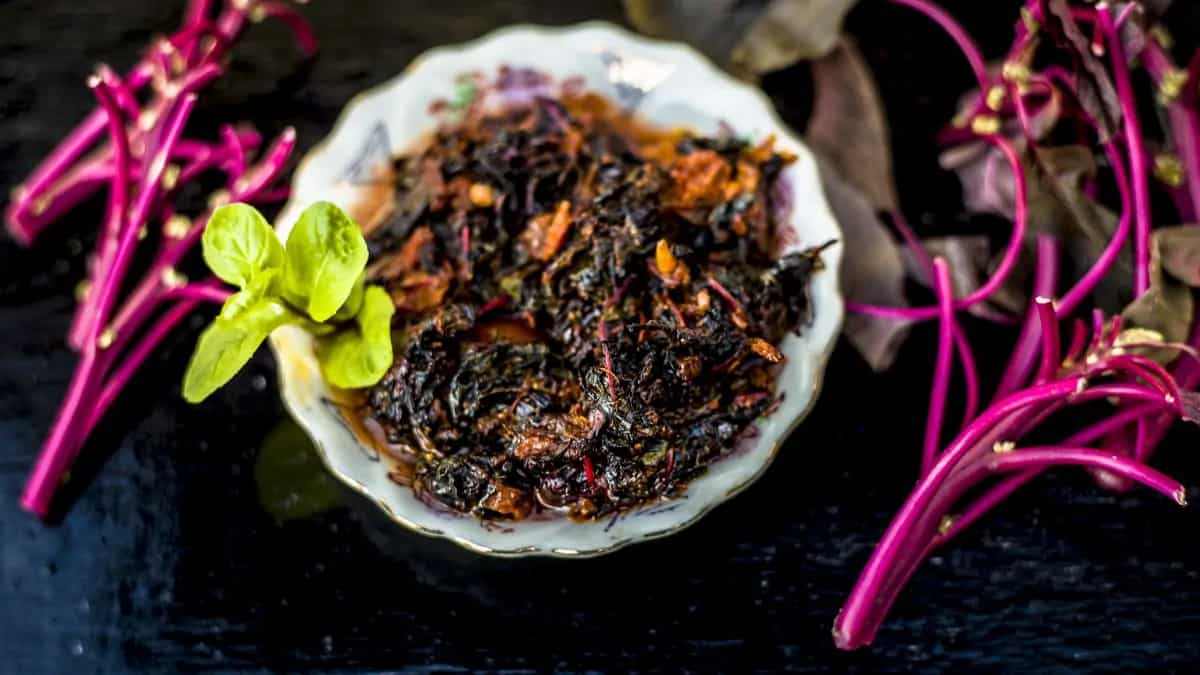 Tambdi Bhaji Recipe, An Amaranth Dish From Goa's Veg Delights