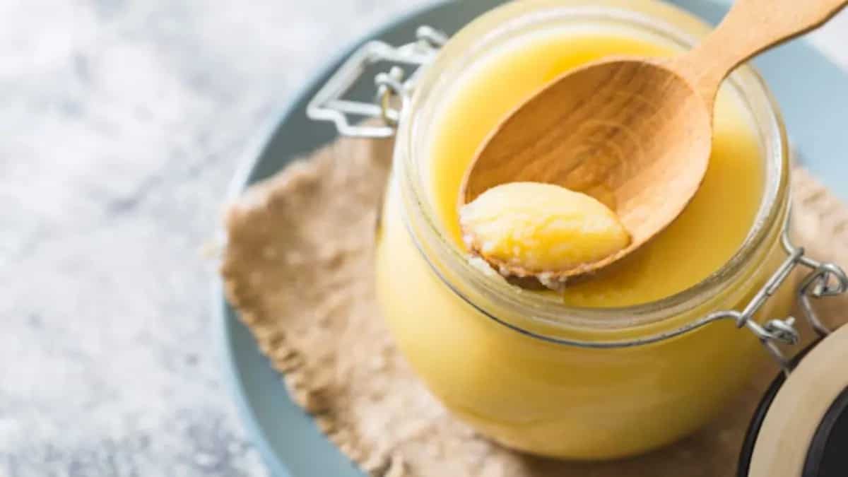 5 Kitchen Tips To Clean Ghee Post Frying Gujiya, Pua And More During Holi
