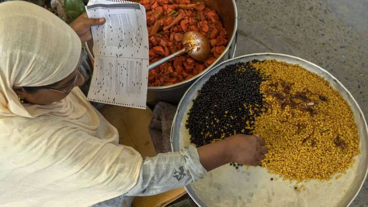 A Gastronomical Adventure Along The Hazratbal Food Trail