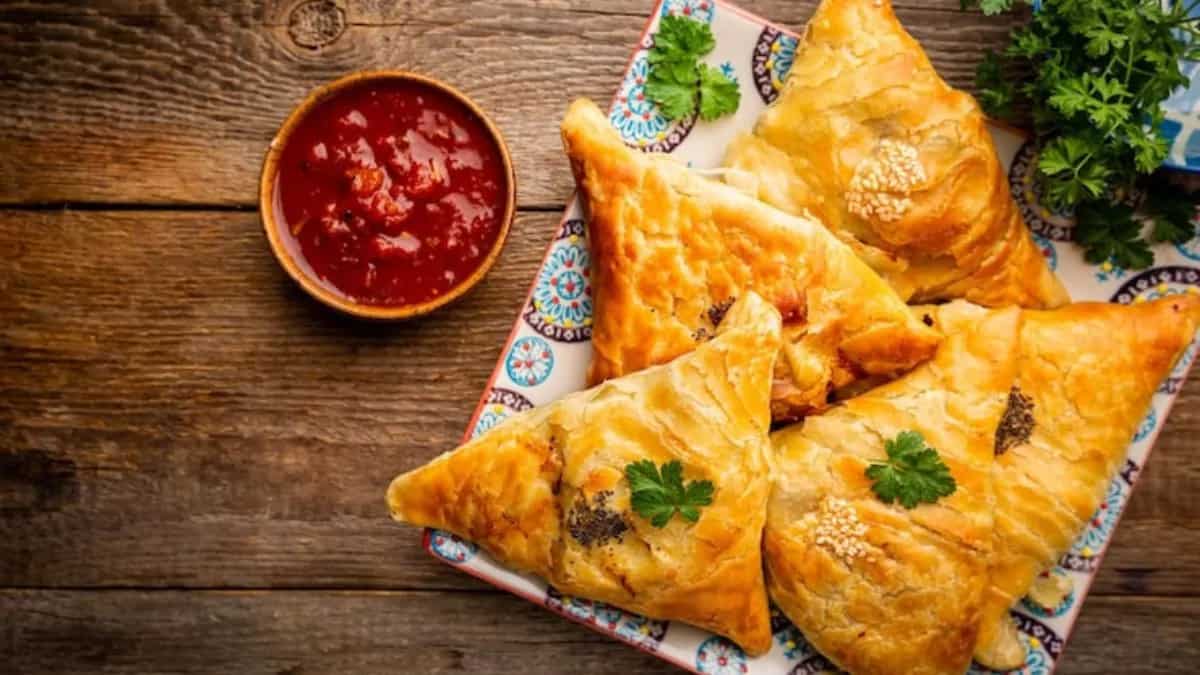 Air Fried Diwali Snacks: Opt For Healthy Alternatives