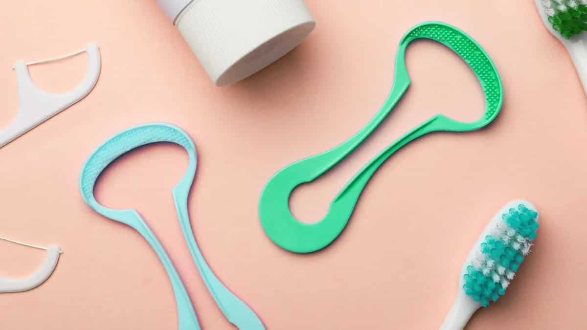 6 Health Benefits Of Tongue Scraping, As Per Ayurveda