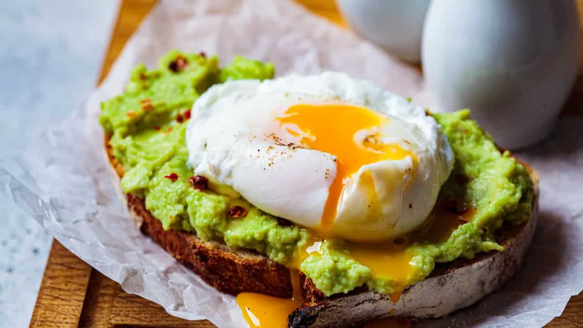 Breakfast Ideas: 5 Ways To Make Poached Eggs This Week