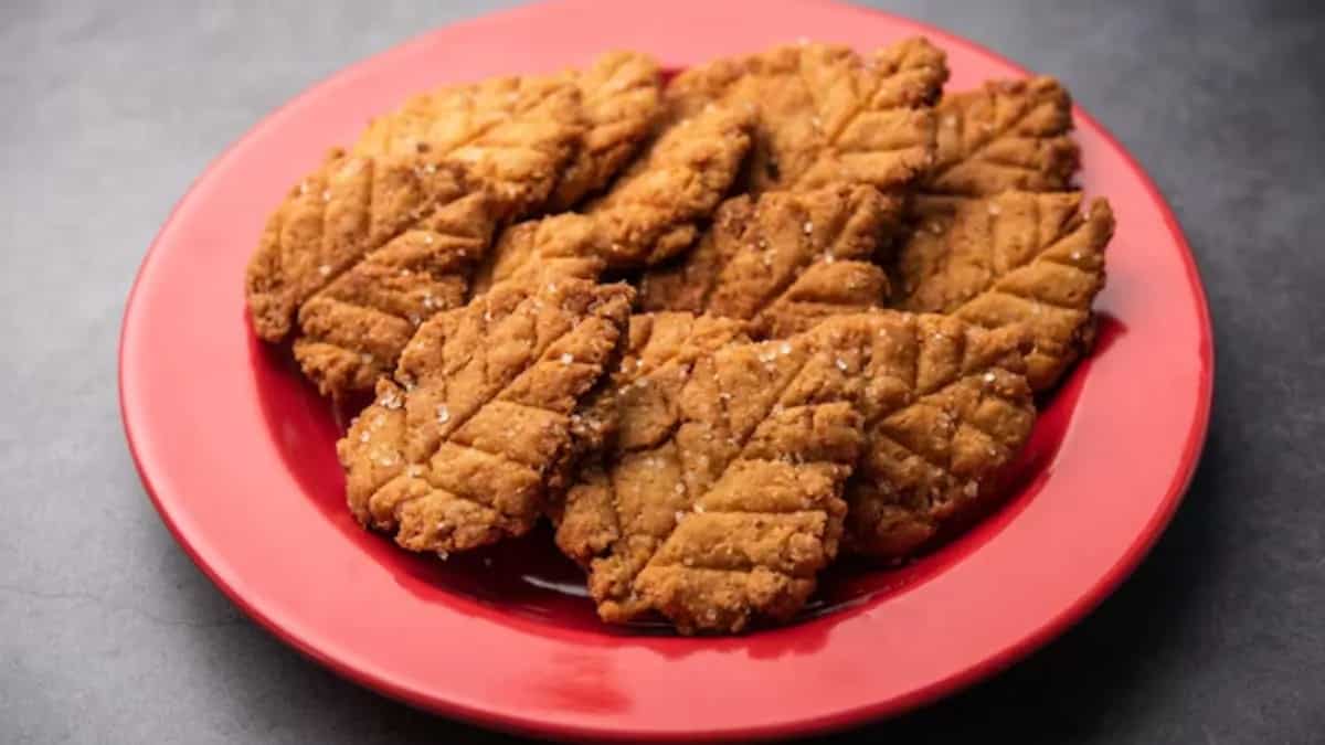 Air Fryer Alternatives For Deep-Fried Chhath Puja Snacks