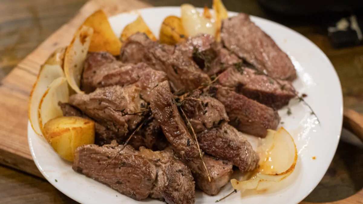 How to make Smoked Pork Butt With Potatoes And Cabbage Recipe