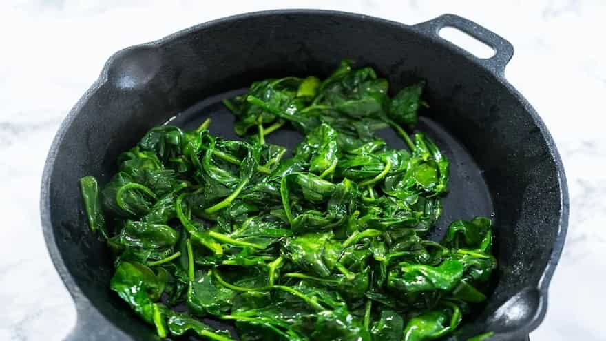 Cooking Spinach The Right Way! Tips To Keep The Nutrition Intact