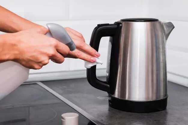 Tea Kettle With Boiling Water On Gas Stove Stock Photo - Download Image Now  - Coffee Pot, Cooking, Steam - iStock