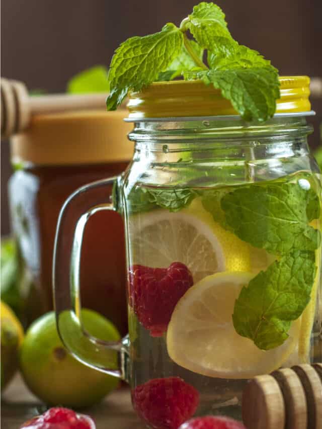 6 Detox Water For Your Healthy Lifestyle
