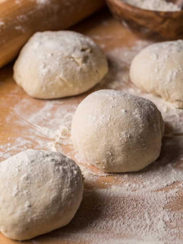 How To Knead Dough (Atta) In 3 Minutes