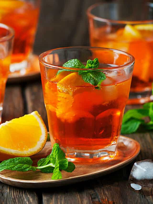 Ever Tried Orange And Mint Gin Smash Cocktail?