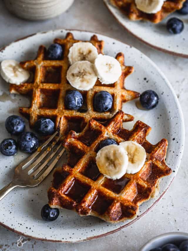 Banana Batter Waffles A Vegan Option For Weekend Brunch