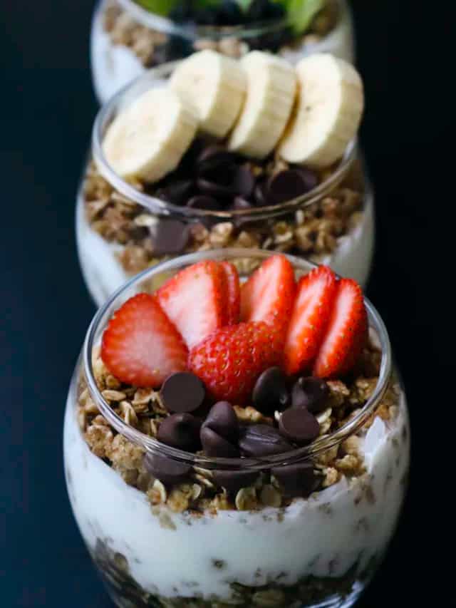Homemade Yogurt Parfait: A Quick No-Cook Breakfast Idea