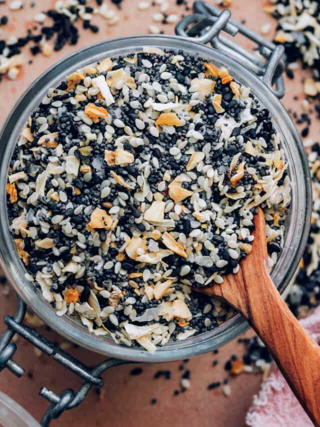 Everything Bagel Seasoning Is The Only Savoury Mix You Need