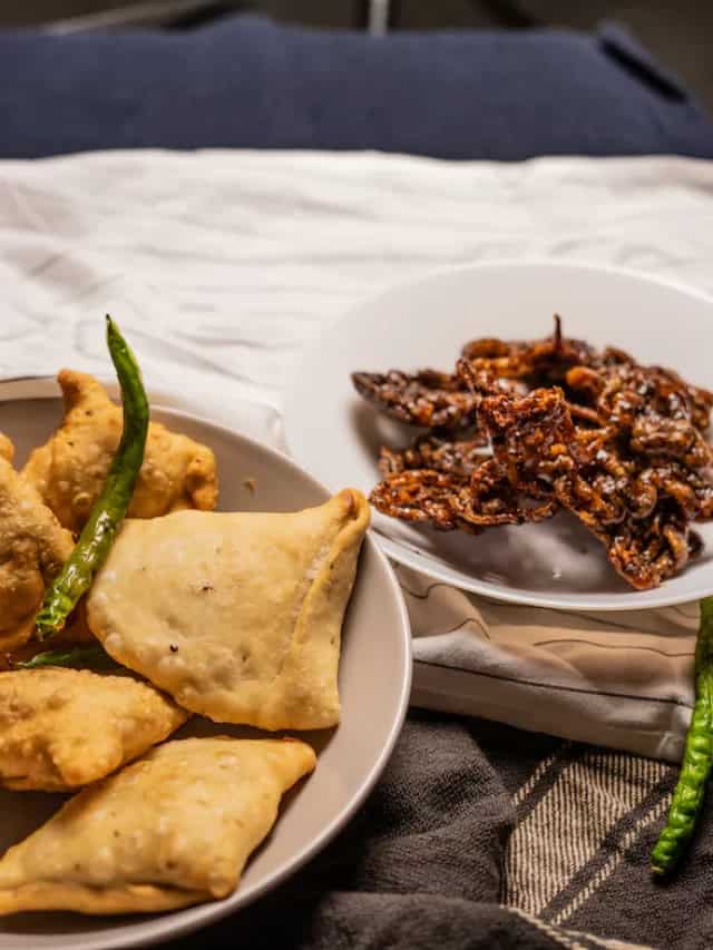 10 Popular Snacks From India We All Love