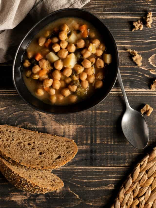 Saag To Chole, 10 Traditional Indian Foods To Fight Off Anemia