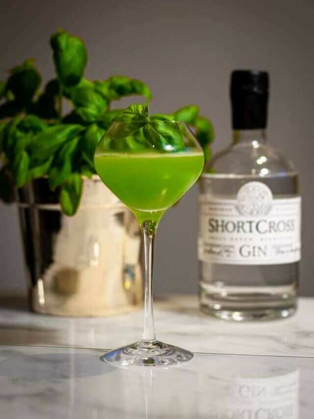 Make Gin Basil Smash For Your Next House Party